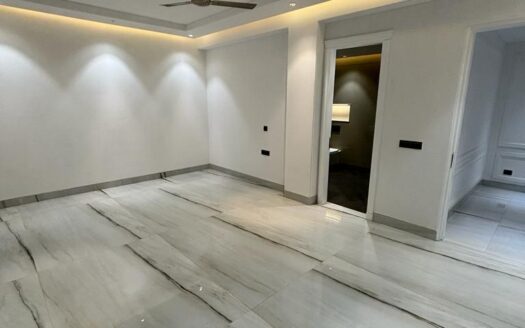 5 BHK Ultra Luxury Builder Floor