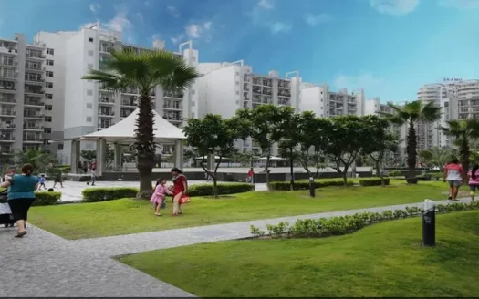 Grand Omaxe – 2 and 3 BHK Apartment in Noida